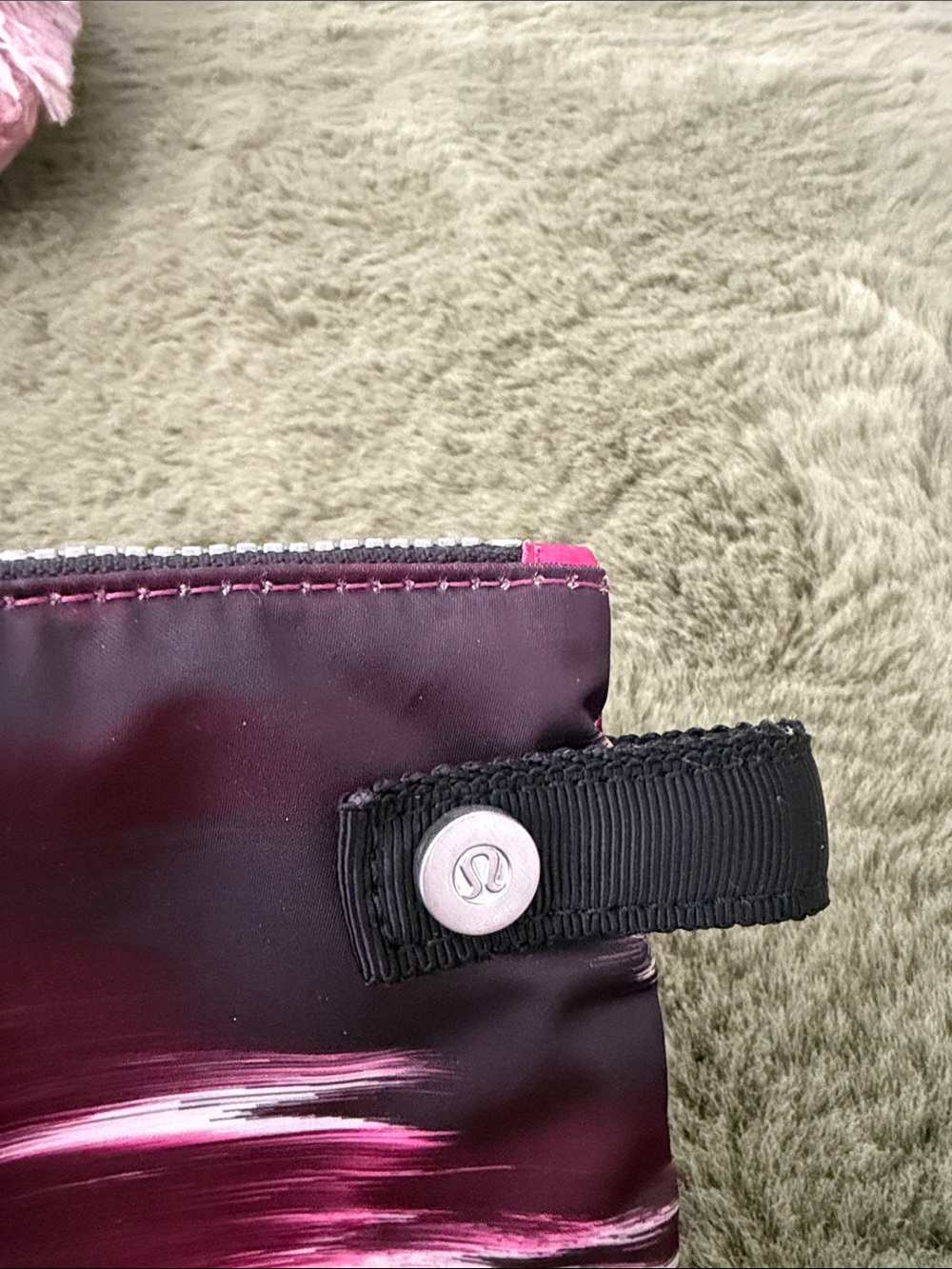 Lululemon Color-Block Pink Abstract Zip Pouch - Picture 2 of 7